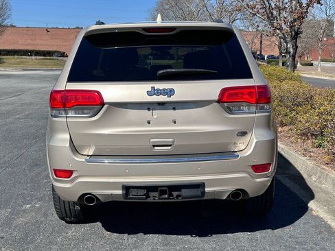 Used 2014 Jeep Grand Cherokee Overland w/ Trailer Tow Group IV RWD image 4