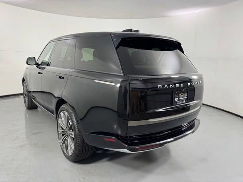 Used 2024 Land Rover Range Rover SE AWD/4WD image 9