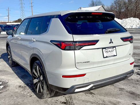 New 2026 Mitsubishi Outlander SE AWD/4WD image 5
