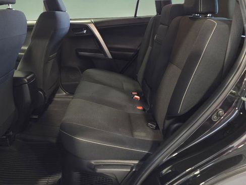 Used 2017 Toyota RAV4 XLE image 14