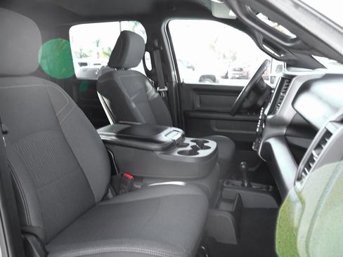 Used 2024 RAM 2500 Tradesman w/ Chrome Appearance Group image 42