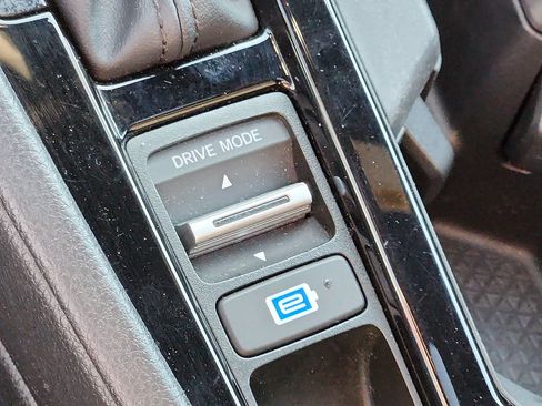 Used 2023 Honda Accord Sport image 25