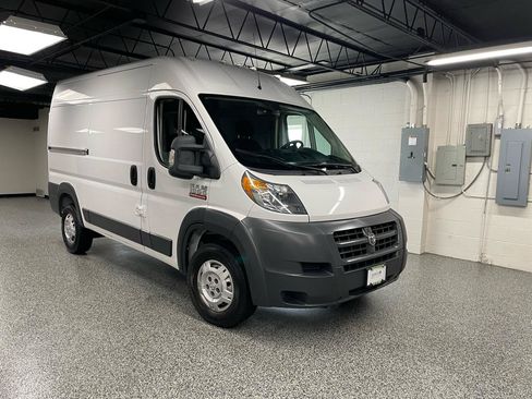 Used 2014 RAM ProMaster 1500 FWD image 4