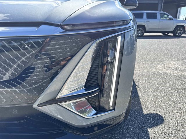 Certified 2024 Cadillac Lyriq Tech AWD/4WD image 12