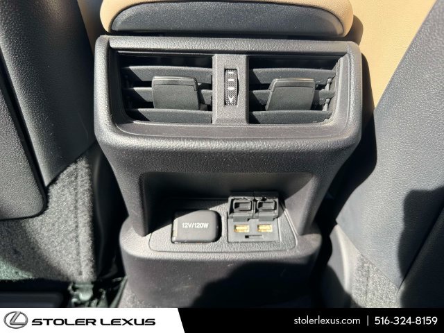 Used 2020 Lexus ES 300h w/ Premium Package FWD image 17