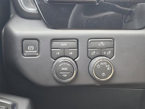 New 2026 Chevrolet Silverado 1500 LT image 23