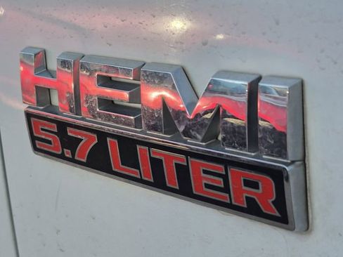 Used 2016 RAM 1500 Laramie AWD/4WD image 7