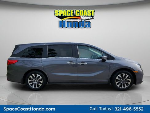Certified 2024 Honda Odyssey EX-L image 12