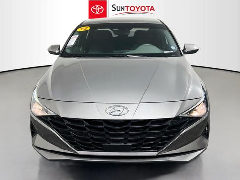 Used 2022 Hyundai Elantra SEL w/ Convenience Package FWD image 10