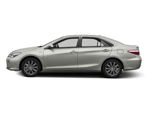 Certified 2016 Toyota Camry SE image 3