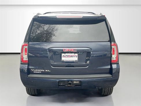 Used 2020 GMC Yukon XL SLT image 6