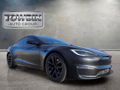 Used 2022 Tesla Model S Plaid AWD/4WD image 2