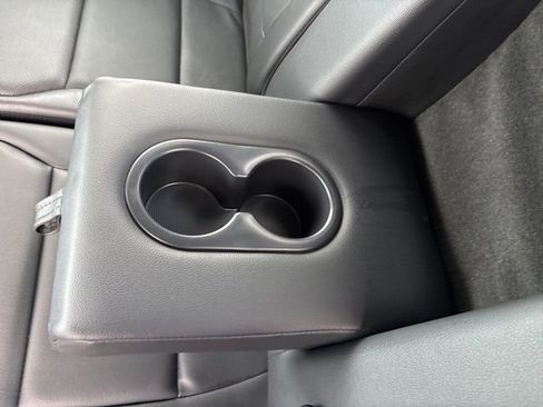 Used 2023 Ford F150 Lariat w/ Trailer Tow Package image 19