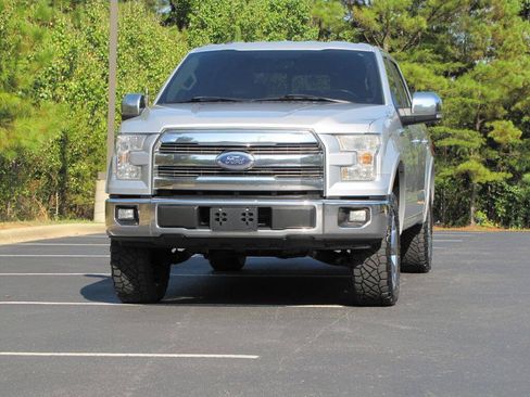 Used 2017 Ford F150 Lariat RWD image 8