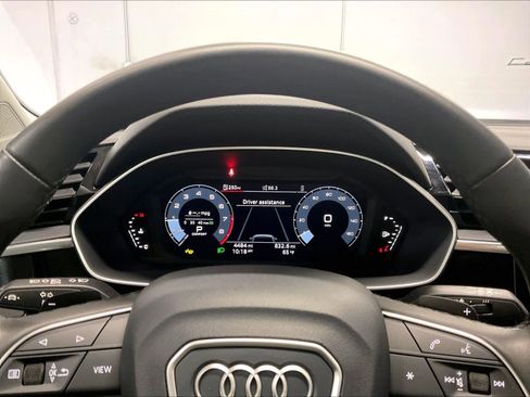 Certified 2025 Audi Q3 2.0T Premium w/ Convenience Package AWD/4WD image 20