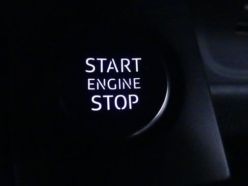 Used 2022 Audi A4 2.0T Premium Plus image 19