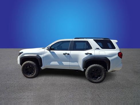 Used 2025 Toyota 4Runner TRD Off-Road Premium AWD/4WD image 5