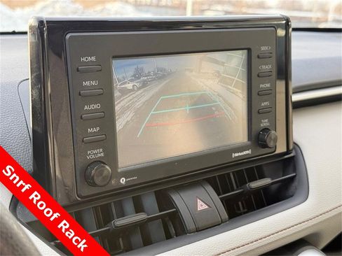 Used 2020 Toyota RAV4 XLE image 24
