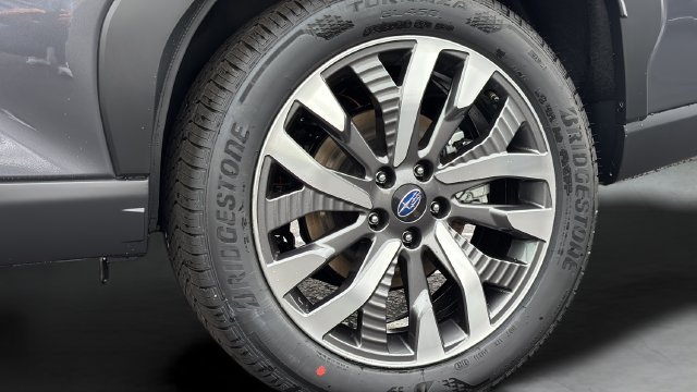 New 2026 Subaru Forester Touring AWD/4WD image 31