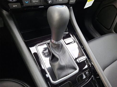 New 2026 Jeep Compass Limited image 7