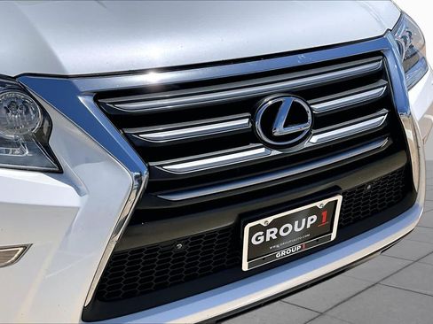 Used 2016 Lexus GX 460 AWD/4WD image 29