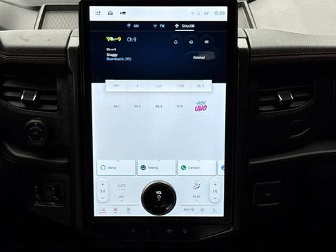 Used 2024 Ford Expedition Limited RWD image 12