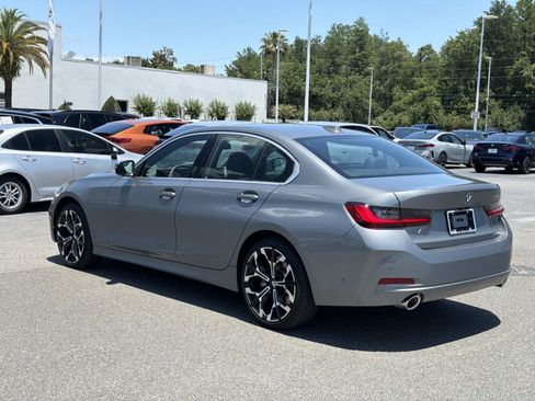 Used 2025 BMW 330i Sedan RWD image 5
