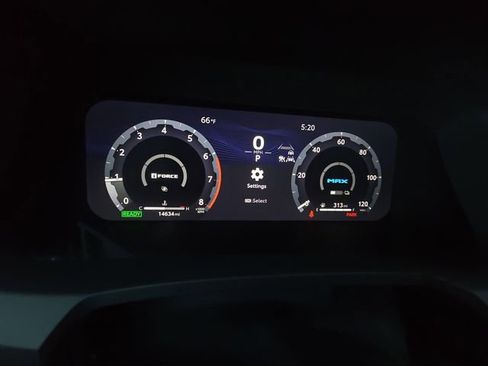 Certified 2025 Toyota Tacoma TRD Off-Road image 18