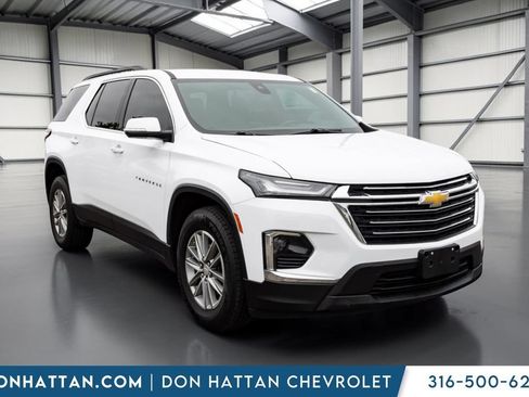 Used 2023 Chevrolet Traverse LT FWD image 25