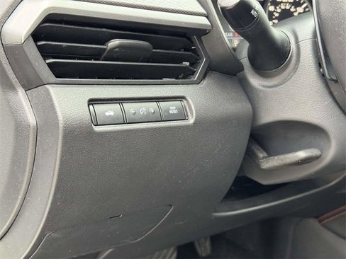 Used 2024 Nissan Altima 2.5 SR image 9