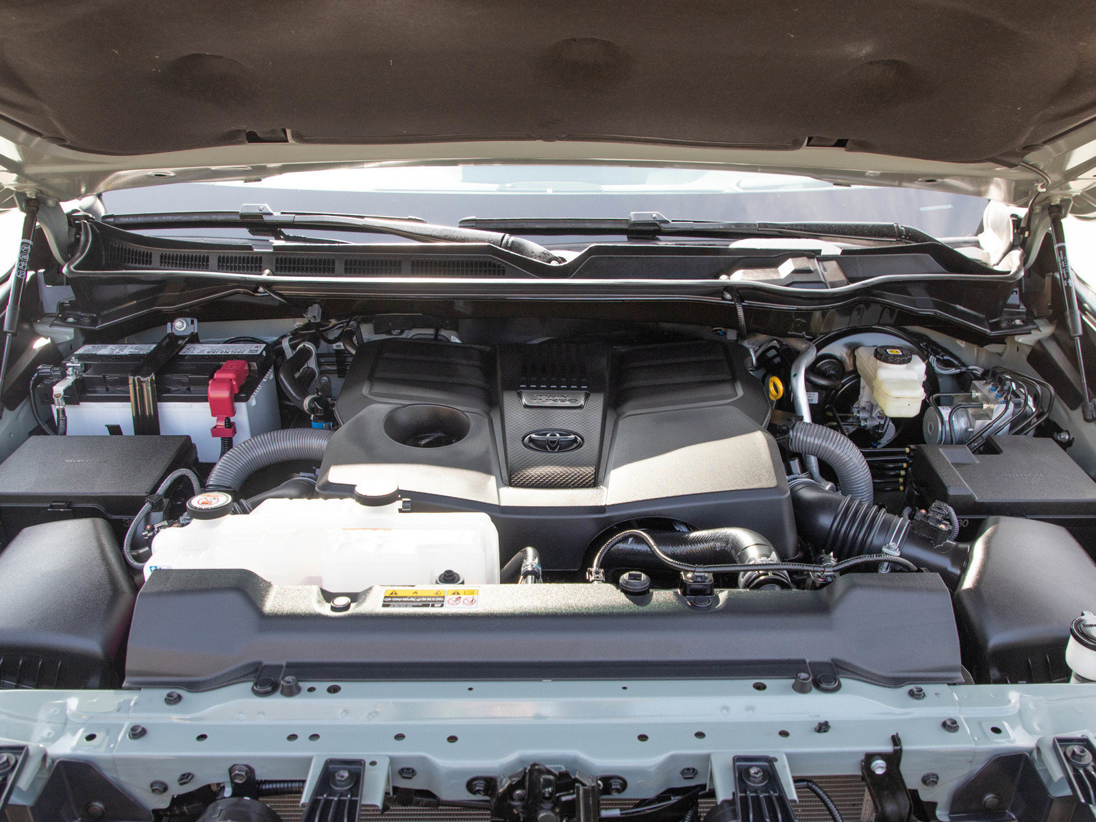 Used 2025 Toyota Tundra Platinum AWD/4WD image 30