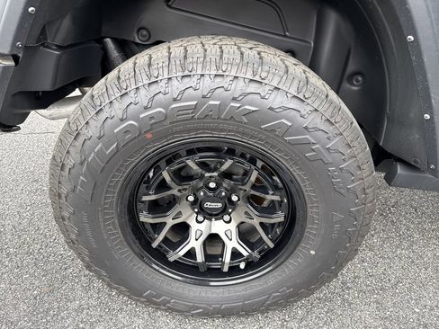 Used 2022 Jeep Wrangler Unlimited Rubicon image 22