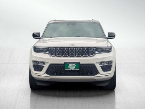 Used 2023 Jeep Grand Cherokee Summit image 2