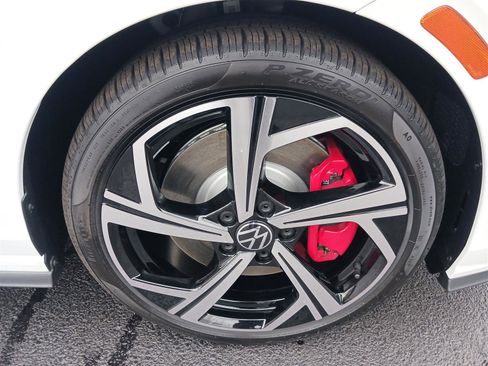 New 2025 Volkswagen GTI SE image 13