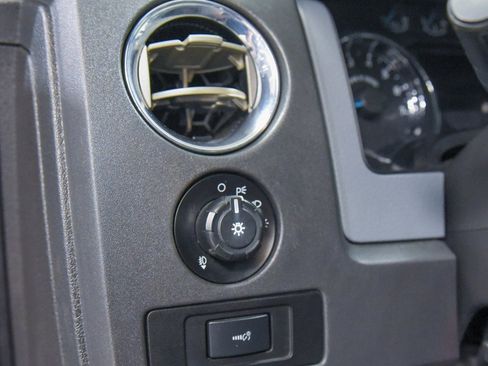 Used 2013 Ford F150 XLT w/ Mid Equipment Group image 15