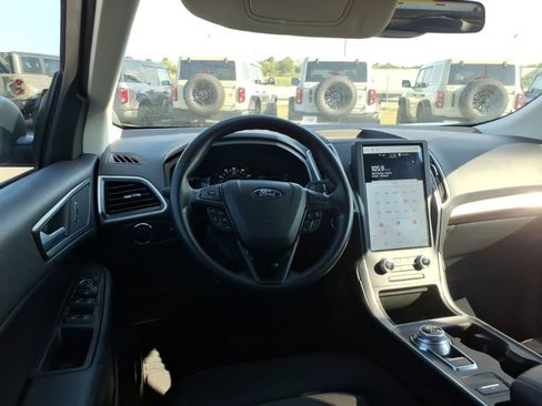 Certified 2024 Ford Edge SE AWD/4WD image 14