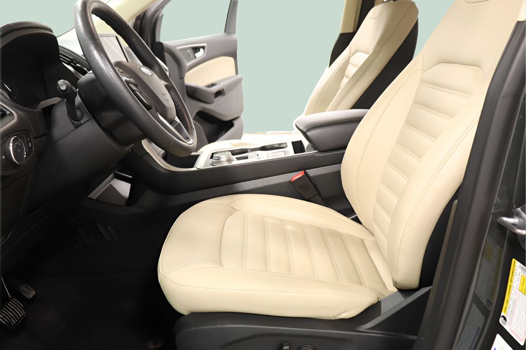 Used 2024 Ford Edge SEL w/ Convenience Package AWD/4WD image 22