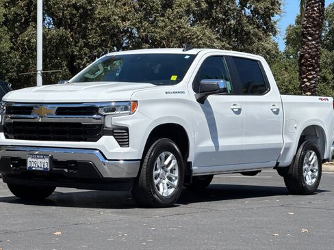 Used 2023 Chevrolet Silverado 1500 LT AWD/4WD image 7