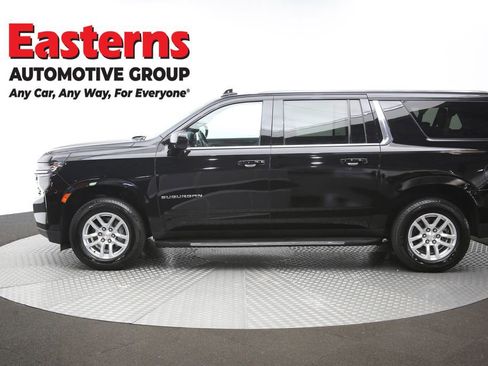 Used 2024 Chevrolet Suburban LT image 62