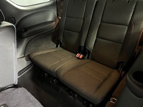 Certified 2025 Dodge Durango GT image 27