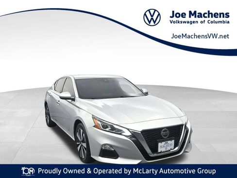 Used 2022 Nissan Altima 2.5 SV AWD/4WD image 1