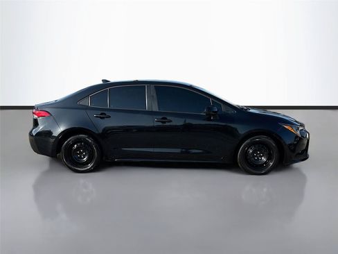 Used 2024 Toyota Corolla LE FWD image 8