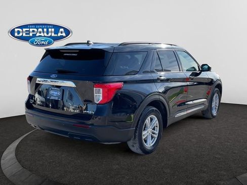 Used 2022 Ford Explorer XLT image 7