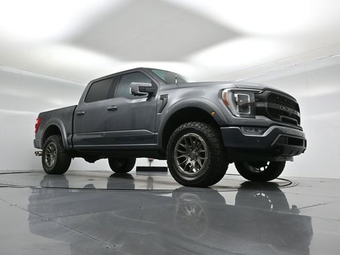 Used 2022 Ford F150 Lariat w/ Equipment Group 502A High image 46