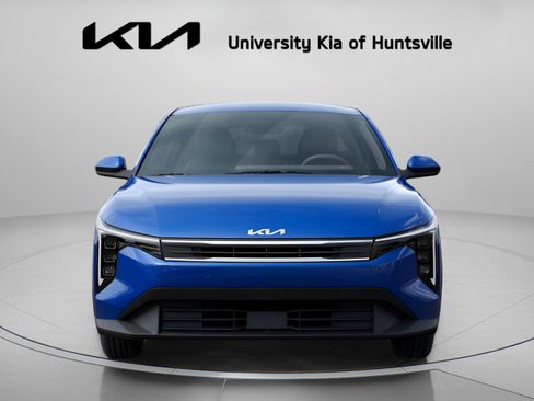 Used 2025 Kia K4 LXS image 2