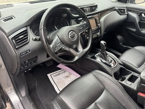 Used 2022 Nissan Rogue Sport SL image 14