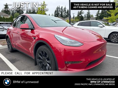Used 2023 Tesla Model Y AWD image 1