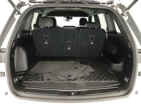 Used 2023 Jeep Grand Cherokee Altitude AWD/4WD image 28