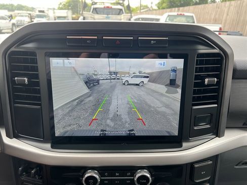 Used 2022 Ford F150 XLT w/ Equipment Group 302A High image 12