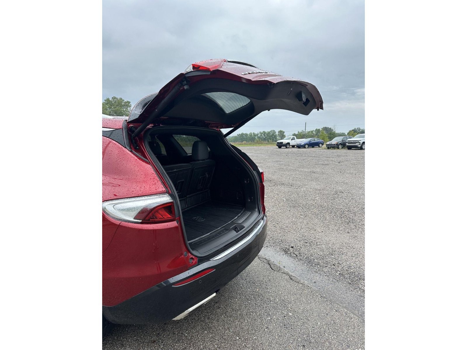 Used 2023 Buick Enclave Essence w/ Trailering Package, 5000 lbs. FWD image 30